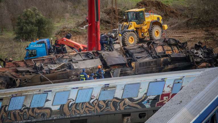 Σύγκρουση τρένων στα Τέμπη: Πανελλαδικό κάλεσμα του ΣΥΡΙΖΑ για αιμοδοσία