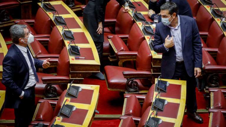 Πρώτο τετ α τετ Λοβέρδου – Τσίπρα μετά την αποκάλυψη ότι &quot;θα του έσπαγε τη μύτη&quot; [εικόνες]