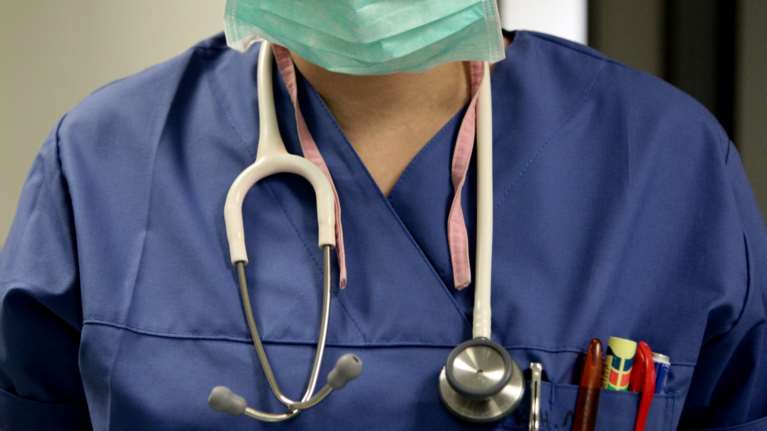 Κρήτη: Προσποιήθηκε παράγοντα ποδοσφαιρικής ομάδας για να αρπάξει χρήματα από γιατρό