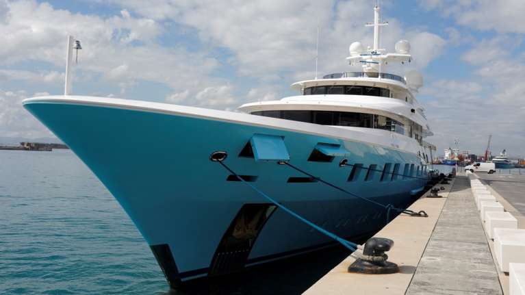 Πού πάνε τα σούπερ γιοτ των Ρώσων ολιγαρχών που έχουν κατασχεθεί - 63 προσφορές για το πρώτο