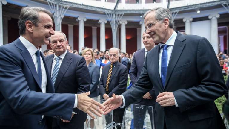 Το παρασκήνιο της διαγραφής Σαμαρά - Η έκτακτη σύσκεψη στο Μαξίμου και τα μηνύματα "μην τον ανέχεστε άλλο"