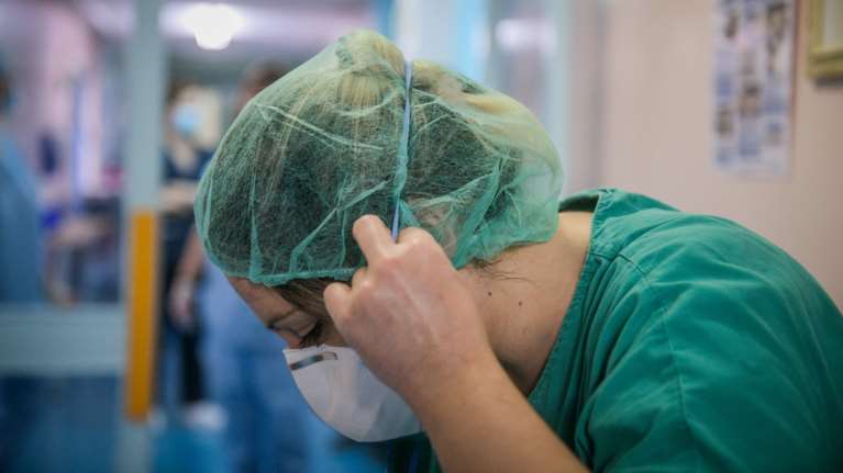 Νοσοκομείο Βόλου: Διασωληνωμένοι εντός κι εκτός ΜΕΘ – Δύο νέοι θάνατοι από κορονοϊό