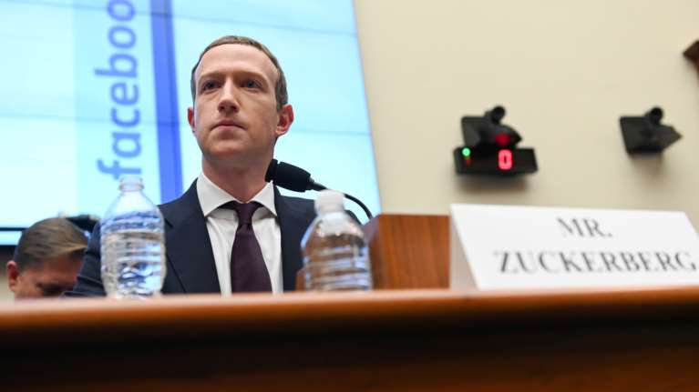 Πάρτι στο Twitter με τη μετονομασία του Facebook: &quot;Θα γίνει Meta και το Instagram... πιο Μeta&quot;