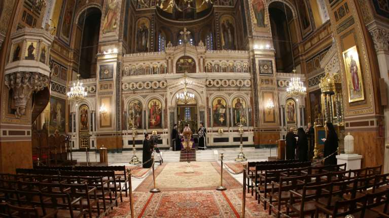 ΣτΕ: Nόμιμα τα περιοριστικά μέτρα για τις εκκλησίες - Οι Ιεράρχες δεν έκαναν προσφυγή για τα Θεοφάνεια