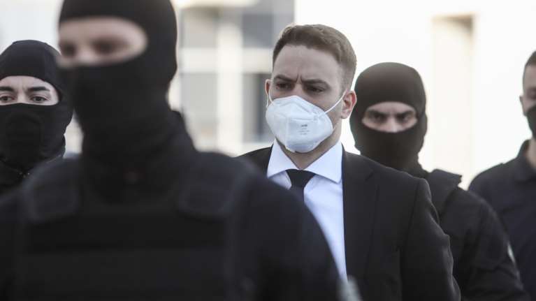 Απολογείται ο Μπάμπης Αναγνωστόπουλος: "Δεν με ενδιαφέρει που με καταριούνται όσοι δεν με ξέρουν"