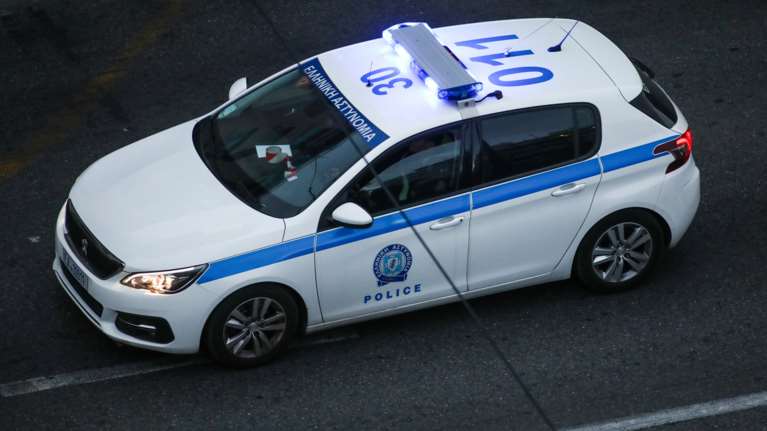 Σέρρες: Απείλησε με μαχαίρι ανήλικο για να βγάλει την μπλούζα αντίπαλης ομάδας που φορούσε