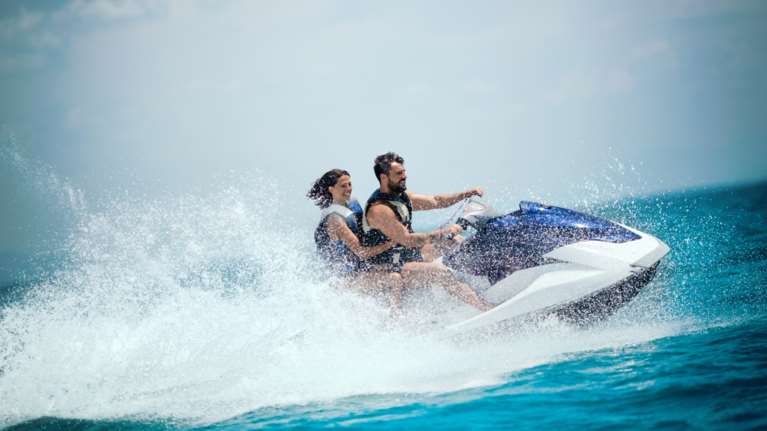 Καβάλα: Τραυματίστηκε 11χρονος σε βόλτα με jet ski στην παραλία Αμμολόφων