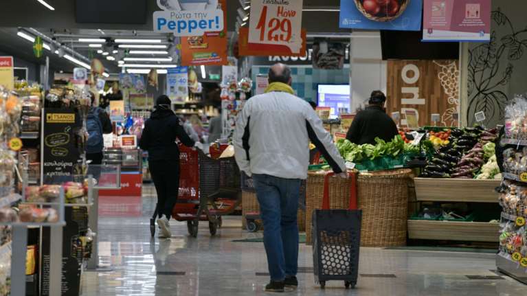 Σούπερ μάρκετ: Αυτό είναι το νέο ωράριο λειτουργίας από σήμερα