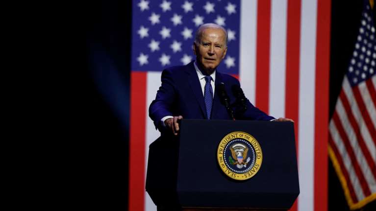 Σφοδρή επίθεση Μπάιντεν στον Τραμπ: Είναι απειλή για τη δημοκρατία