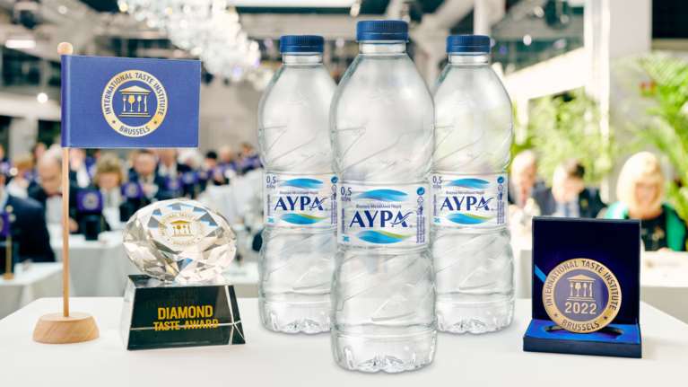 Μεγάλη διάκριση για το Φυσικό Μεταλλικό Νερό ΑΥΡΑ: Κέρδισε το Diamond Award στα Superior Taste Awards 2022