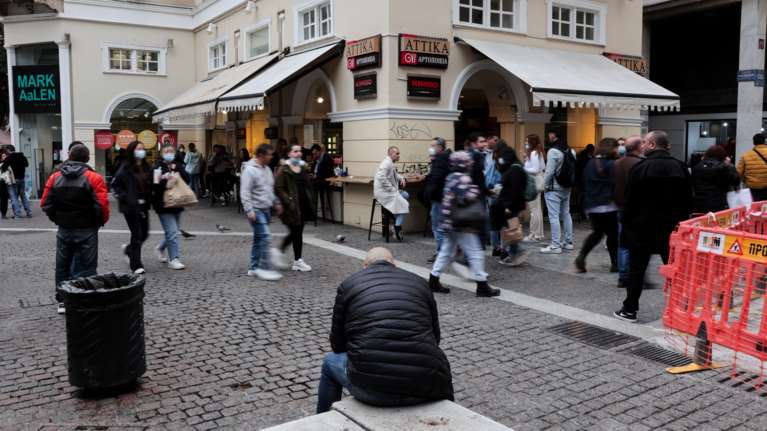 Κορονοϊός: 1.513 τα κρούσματα στην Αττική - 488 στη Θεσσαλονίκη