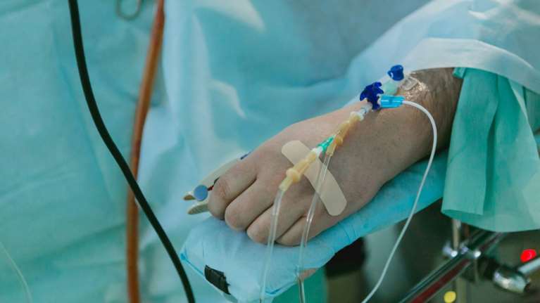 Προειδοποίηση ECDC: Τεράστια αύξηση στα κρούσματα κοκκύτη στην Ευρώπη - Δεκαπλασιάστηκαν μέσα σε δύο χρόνια