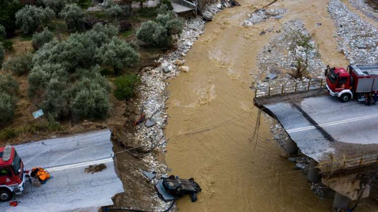 Προβληματισμός στην κυβέρνηση για τις πρωτόγνωρες πλημμύρες - Έρχονται μέτρα για πλημμυροπαθείς και πυρόπληκτους