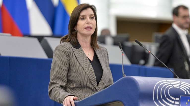 Το σκάνδαλο Ασημακοπούλου φέρνει και αγωγές σε βάρος του δημοσίου- Εφθασαν τα πρώτα εξώδικα στην Ασημακοπούλου