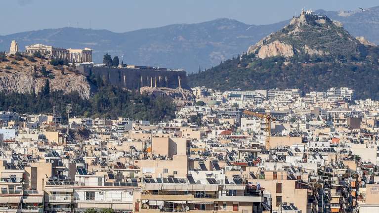 "Ναι μεν αλλά" για την ανέγερση κατοικιών με φοροαπαλλαγή στα ενοίκια: Τι λένε κατασκευαστές και κτηματαγορά