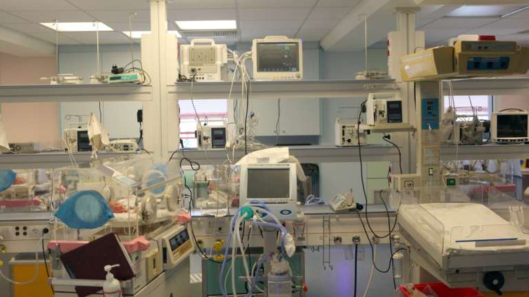 Ηράκλειο: Στην εντατική με σαλμονέλα ένα βρέφος 5 μηνών και ένα 10χρονο παιδί