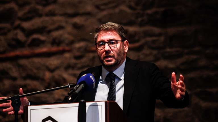 Ανδρουλάκης από τη Λάρισα: &quot;Δεν θέλω να πάθει το ΠΑΣΟΚ αυτά που έχουν συμβεί στον ΣΥΡΙΖΑ&quot;