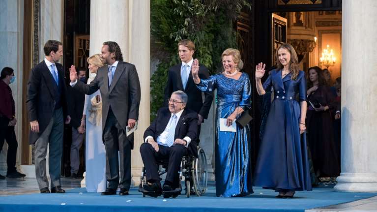 Ο μπάτλερ του τέως βασιλιά Κωνσταντίνου αποκαλύπτει: &quot;Ηθελε να μιλάνε ελληνικά στο σπίτι, έβλεπε συνέχεια τις ειδήσεις&quot;