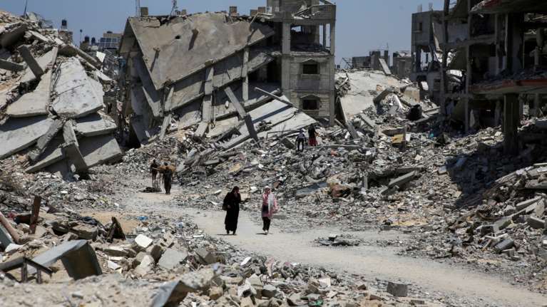 Αλλεπάλληλοι βομβαρδισμοί του Ισραήλ στη Βηρυτό – Πλήγμα σε πολυκατοικία της Δαμασκού