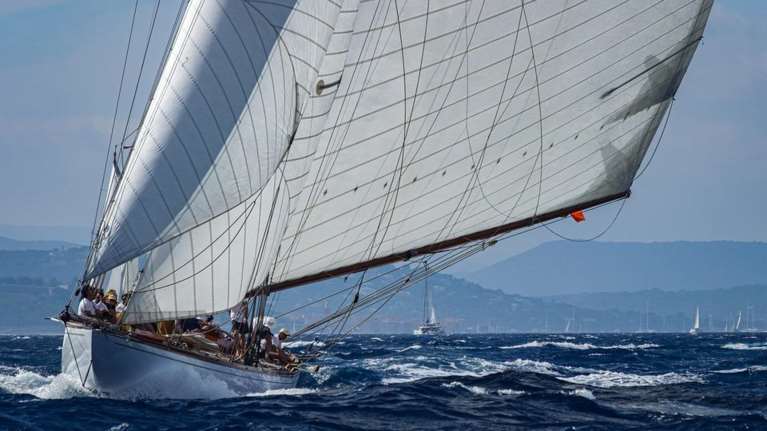 Άνδρος: Καλά στην υγεία του ο 15χρονος που τραυματίστηκε από ταχύπλοο σκάφος - Υποβλήθηκε σε χειρουργική επέμβαση