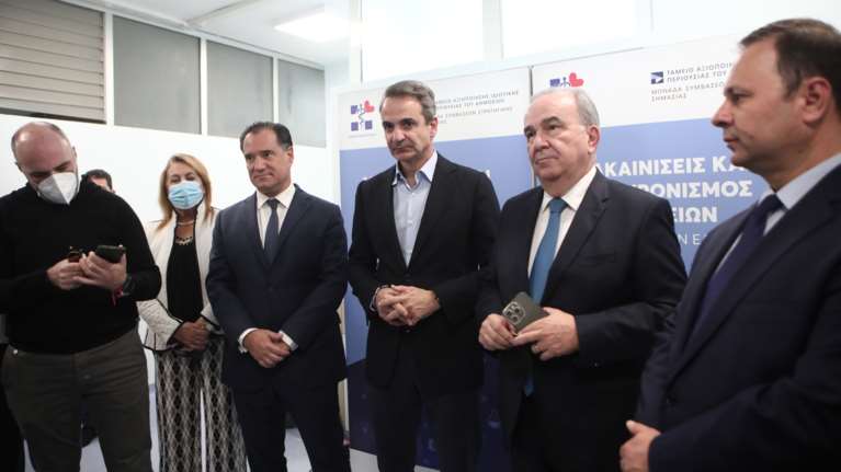 Ο Μητσοτάκης στο ανακαινισμένο Μεταξά: 80 νοσοκομεία και 156 κέντρα υγείας αλλάζουν όψη