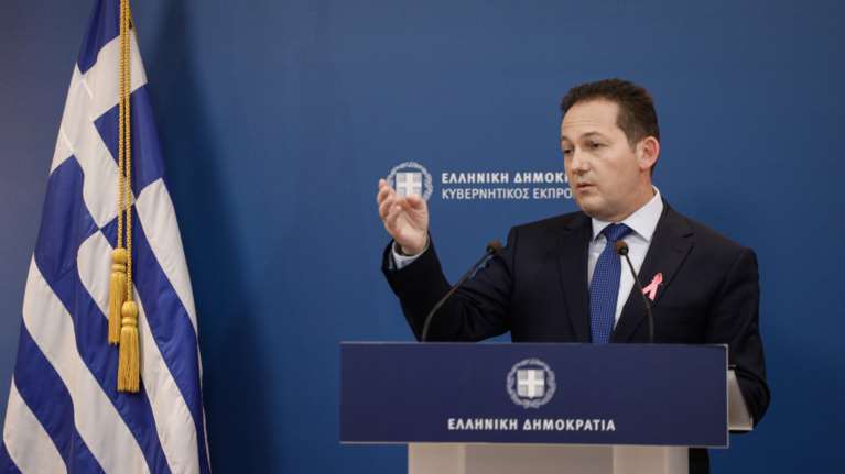 Κορονοϊός - Πέτσας: Ανοιχτό πάντα το ενδεχόμενο νέων μέτρων και περιορισμού των μετακινήσεων