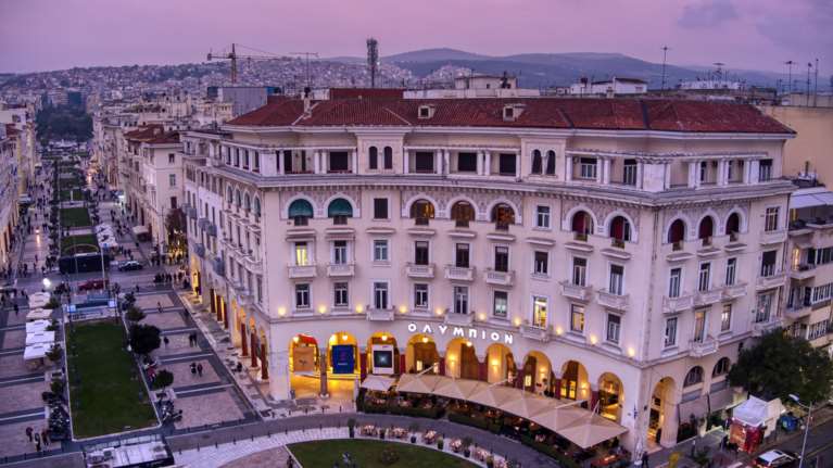 Απίστευτα αιτήματα για χρήση δημόσιων χώρων στη Θεσσαλονίκη: Από έκθεση φιδιών έως γυρίσματα αισθησιακής ταινίας