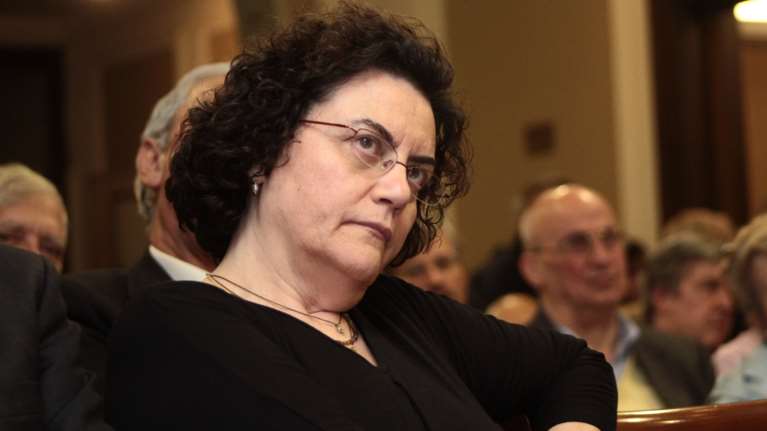 Υποστηρίζω κάθε λέξη του άρθρου μου, λέει η Νάντια Βαλαβάνη μετά τον σάλο για όσα έγραψε για τα Capital Controls