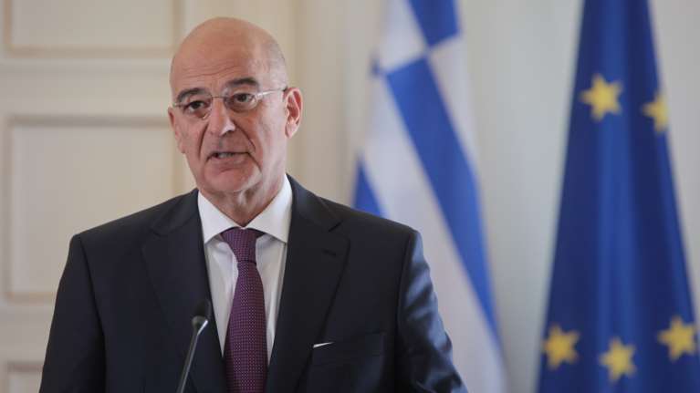 Δένδιας: &quot;Ψάχνουμε παράθυρο ευκαιρίας να πάρουμε τους Έλληνες από το Χαρτούμ&quot;