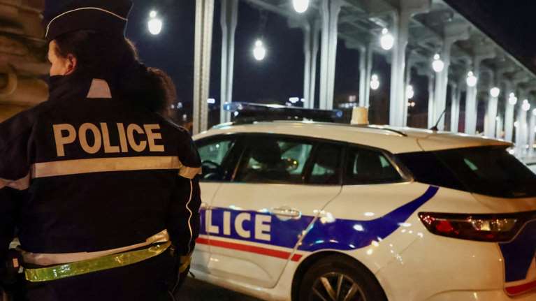 Σοκαριστικό έγκλημα στη Γαλλία: Μητέρα με τα τέσσερα παιδιά της βρέθηκαν νεκροί σε διαμέρισμα - Συνελήφθη ο πατέρας