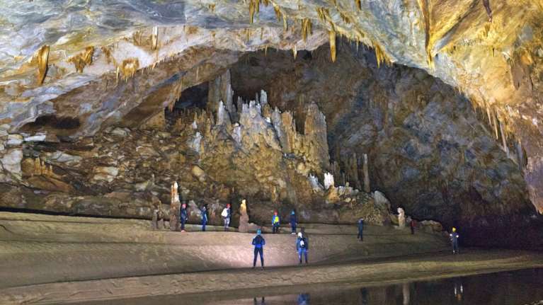 Το μεγαλύτερο στην Ελλάδα ποτάμιο σπήλαιο του Αγγίτη στερεύει λόγω έλλειψης νερού [εικόνες]