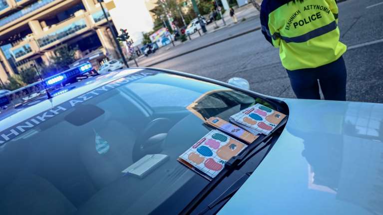 Μπαράζ ελέγχων από την Τροχαία κατά τη διάρκεια των εορτών - Οικονόμου: Οι έλεγχοι θα συνεχιστούν