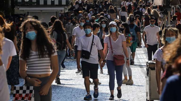 Τζανάκης: Πότε αναμένεται ύφεση της πανδημίας - Χωρίς μάσκες τον χειμώνα, αν εμβολιαστούμε