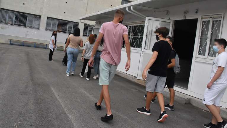 Ξεκινούν οι αιτήσεις για τα ΙΕΚ της ΔΥΠΑ - Οι 39 ειδικότητες και το 6άμηνο αμειβόμενης πρακτικής άσκησης