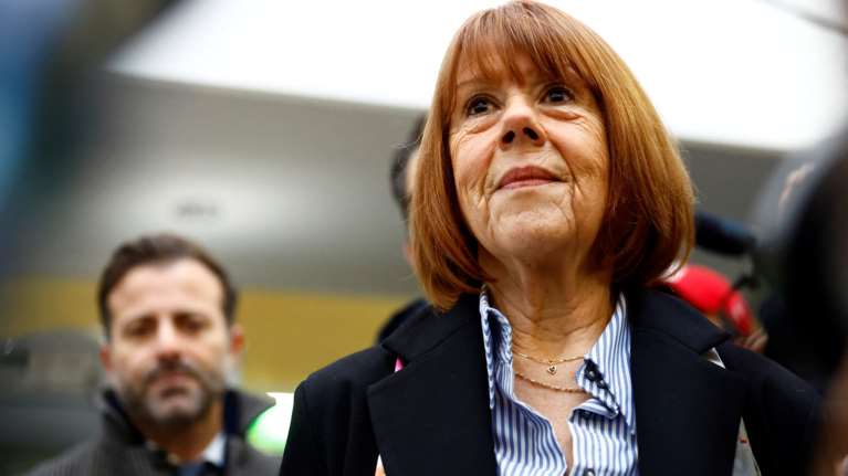 Το ευχαριστώ του Μακρόν στη Ζιζέλ: Πώς η 72χρονη κατάφερε η ντροπή να αλλάξει στρατόπεδο