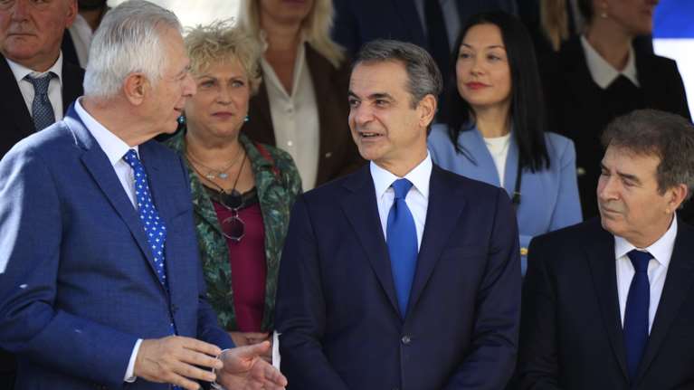 Νέο μήνυμα Μητσοτάκη σε Σαμαρά για τον "πατριωτισμό της ευθύνης" - Προετοιμασία για την επίσκεψη του Τούρκου ΥΠΕΞ