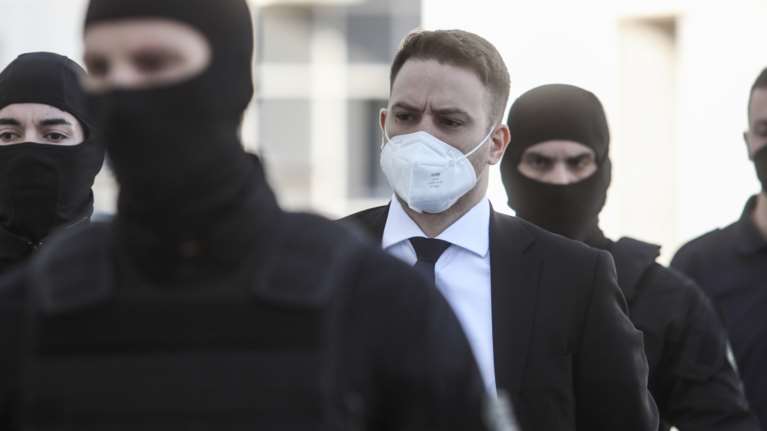 To θέατρο και ο κυνισμός του Μπάμπη Αναγνωστόπουλου για τη δολοφονία της Καρολάιν: Η 10ωρη απολογία και τα παραμύθια