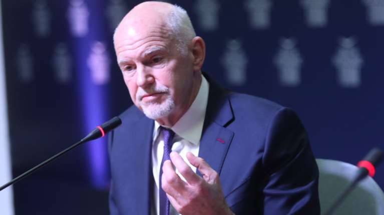 Στο νοσοκομείο ο Γιώργος Παπανδρέου - Εβαλε βηματοδότη