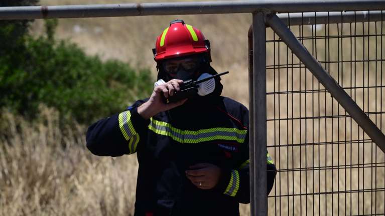 Φωτιά τώρα στην Παιανία: Σηκώθηκαν 2 ελικόπτερα