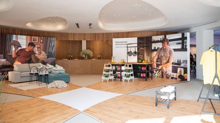 Η ΙΚΕΑ παρουσίασε το νέο εταιρικό της αφήγημα σε μία γιορτή για τη δημιουργία