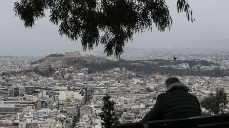 Ο καιρός σήμερα: Συνεχίζονται οι λασποβροχές - Καταιγίδες και χιόνια στα ορεινά