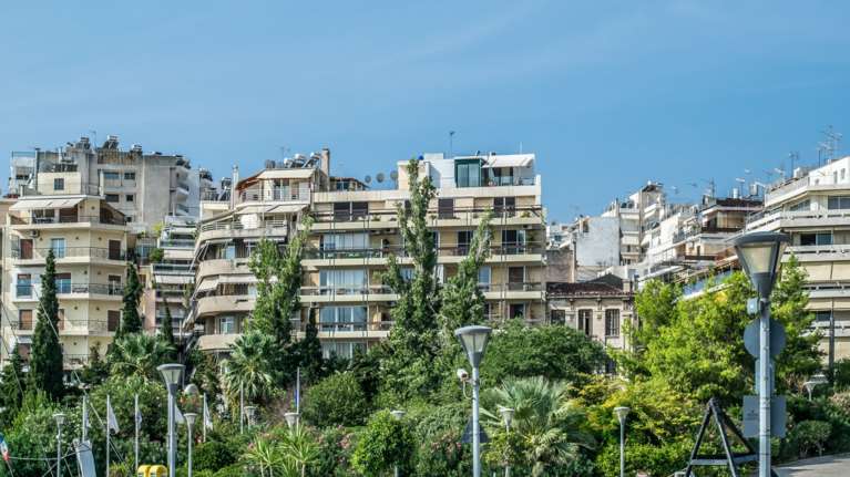 Yψηλή η ζήτηση κατοικιών στα νότια προάστια - Στο κέντρο το επενδυτικό ενδιαφέρον
