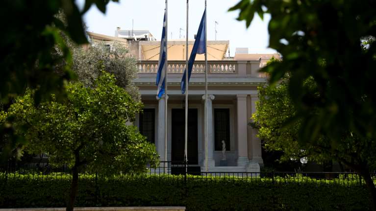 Απάντηση Μαξίμου στον Τσίπρα: Καταφεύγει στο ψέμα και στη λάσπη - Είναι το ίδιο πρόσωπο με Πολάκη- Βαξεβάνη