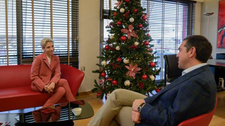 Στον ΣΥΡΙΖΑ επισήμως και η βουλευτής Φωτεινή Μπακαδήμα - Δεύτερη &quot;μεταγραφή&quot; από το ΜέΡΑ25 μετά την Αδαμοπούλου