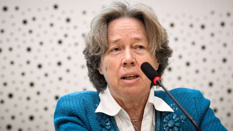 Αθηνά Λινού: Γι' αυτό παραιτήθηκα από Τομεάρχης Παιδείας του ΣΥΡΙΖΑ - Δεν είμαι αντίθετη με τη ρύθμιση για τα ομόφυλα ζευγάρια