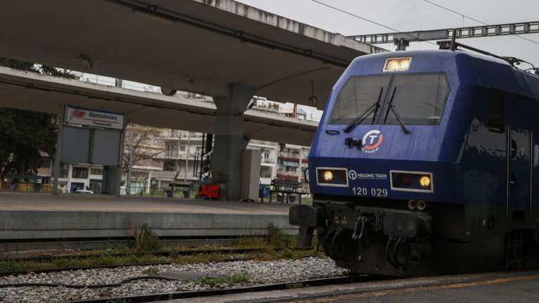 Διαψεύδει ο ΟΣΕ ότι τρένο μπήκε σε λάθος γραμμή: &quot;Απαράδεκτη η λάθος ενημέρωση&quot;