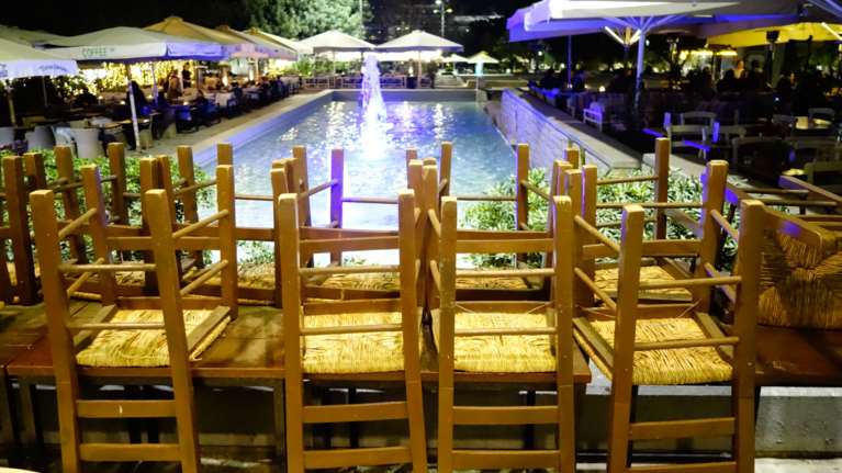 Επίδομα 800 ευρώ: Άνοιξε η πλατφόρμα για τις επιχειρήσεις που ανέστειλαν τη λειτουργία τους