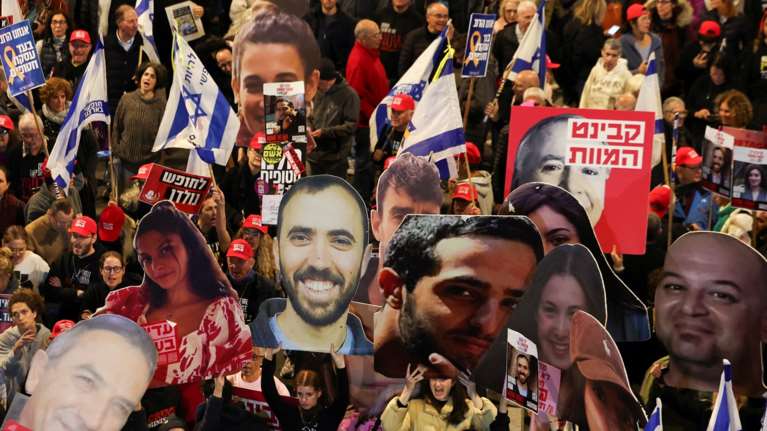 Η Χαμάς ανακοίνωσε τα ονόματα των τριών γυναικών ομήρων που θα απελευθερώσει σήμερα  - Κρίσιμες οι επόμενες ώρες για την εκεχειρία