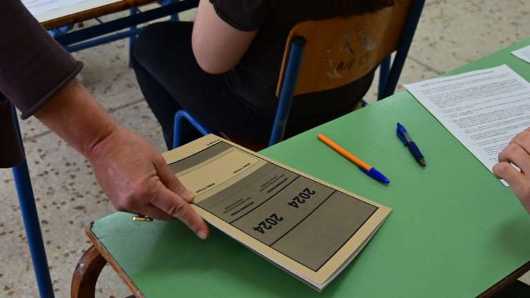 Πανελλήνιες Εξετάσεις 2024: Αυλαία αύριο για τα ΓΕΛ με Νεοελληνική Γλώσσα και Λογοτεχνία