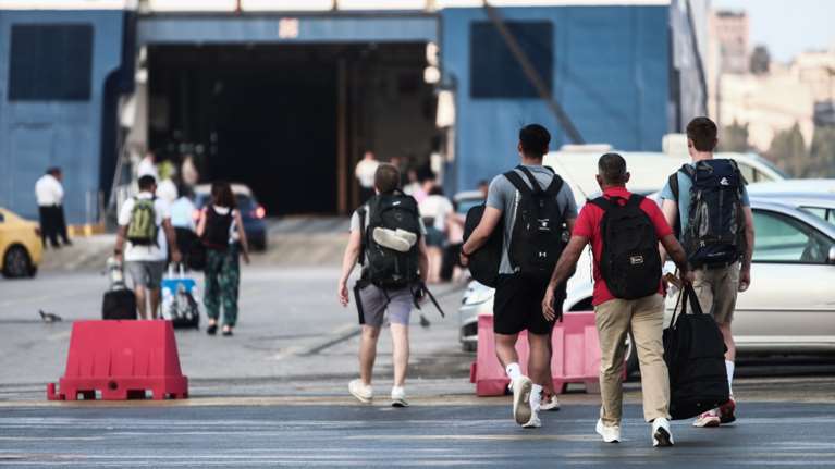 Youth Pass: Τι ισχύει με τα 150 ευρώ για τους νέους - Οι δικαιούχοι και πώς θα τα αποκτήσετε